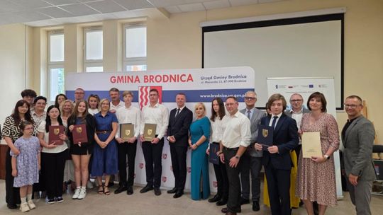 Stypendia motywacyjne wręczone