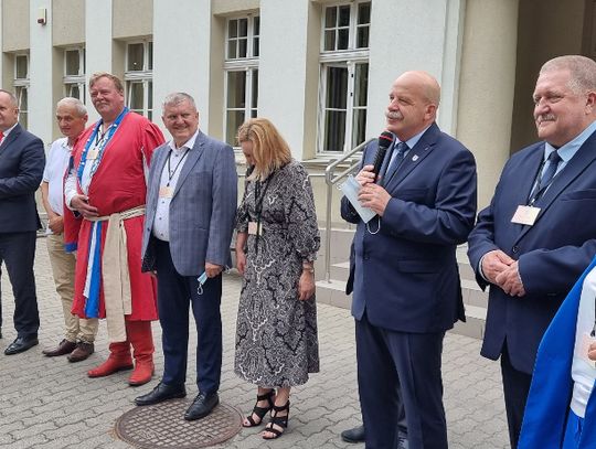 Dobrzynianie z wizytą u starosty  