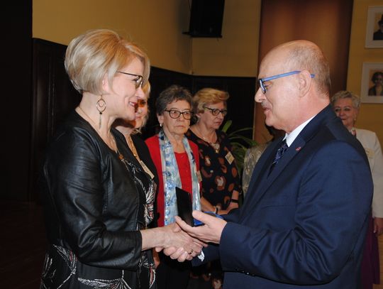 Dwadzieścia lat minęło. Przed nimi całe życie