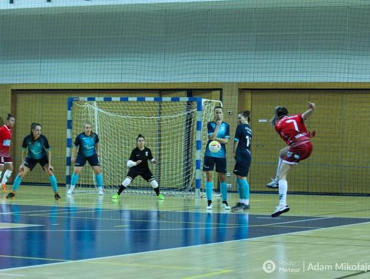 Futsal kobiet, ekstraliga. Przejechały się