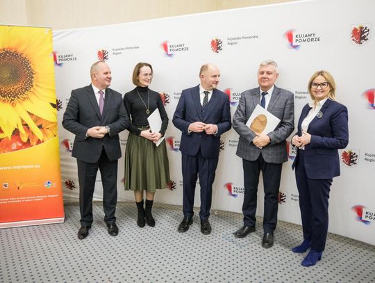 Gospodarka wodno-ściekowa. Dofinansowanie dla Świedziebni i Bobrowa