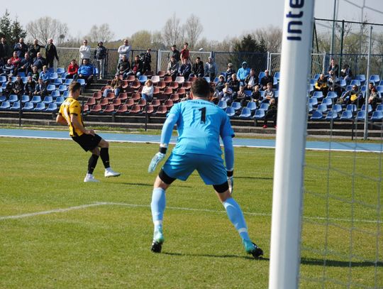 IV liga piłki nożnej. Sparta Brodnica – Unia Janikowo 0:0. Remis nikogo nie krzywdzi