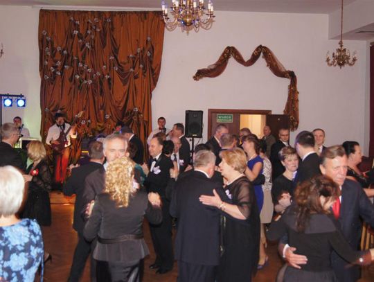 Karnawał. Był raz bal na sto par