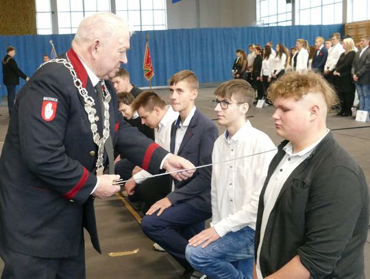 Kolejni uczniowie rzemiosła w CKZiU