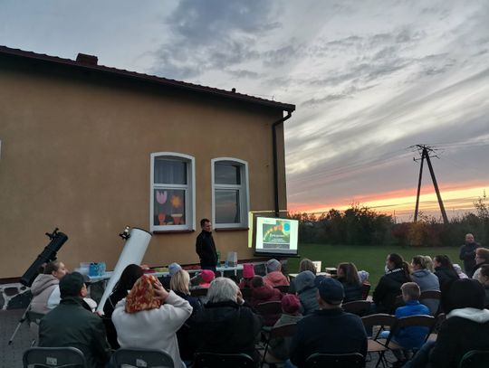 Kosmos nad Cielętami