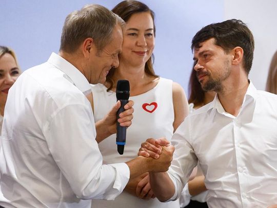 Marsz miliona serc. Tusk łączy