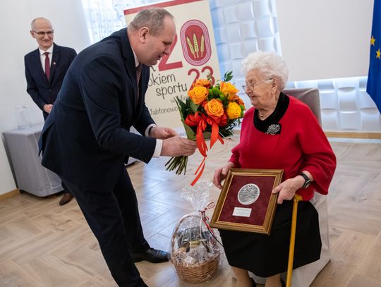 Marszałkowskie odznaczenie dla nestorów