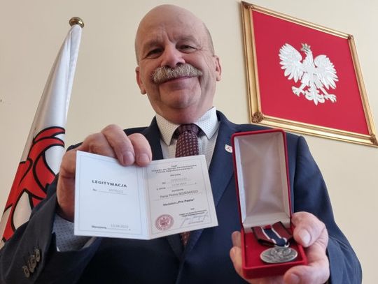 Medale „Pro Patria” dla starosty i dyrektora