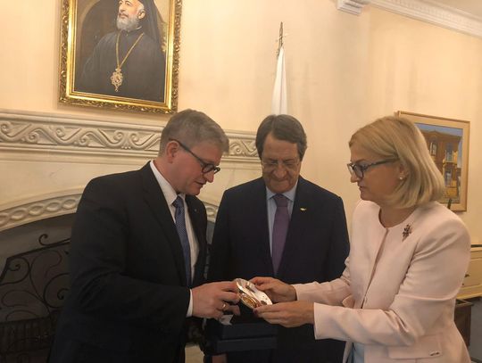Miłości, tej szczerej, autentycznej, wymarzonej!