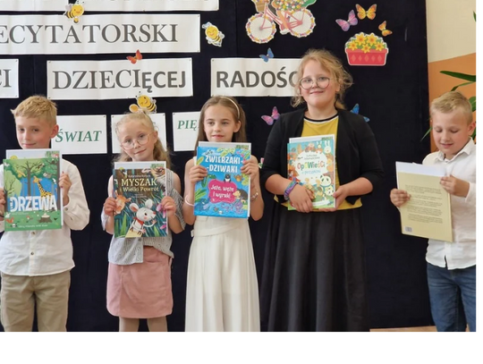 Poeci dziecięcej radości