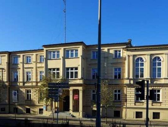 Remont drogi i modernizacja placu zabaw Remont drogi i modernizacja placu zabaw