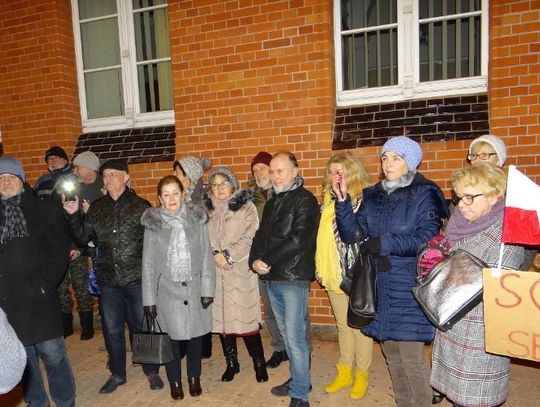 Solidarni z sędziami. Brodniczanie manifestowali w obronie niezawisłych sądów
