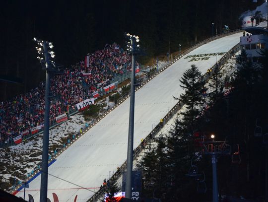 Sport sprzed telewizora. Skoczek bez głowy