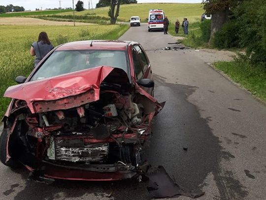 Stracił panowanie nad pojazdem i doprowadził do zdarzenia. Kierowca miał ponad 2 promile