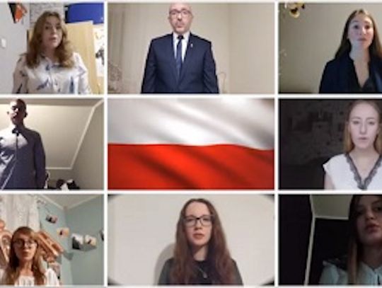 Szkoła do hymnu - w czasie pandemii