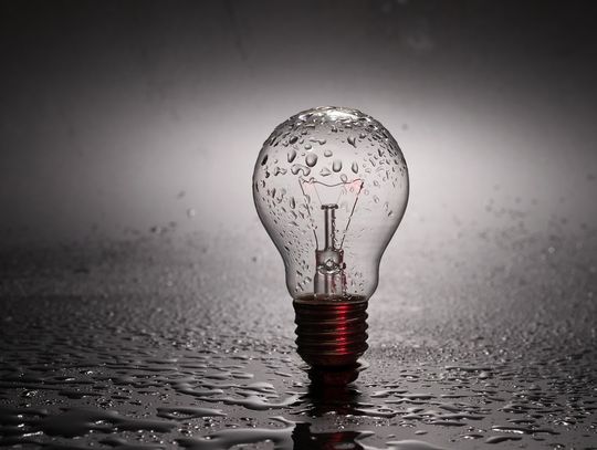 Tania energia elektryczna dla firm - czy to możliwe?