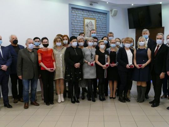 Uhonorowani za zasługi dla ochrony zdrowia