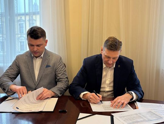 Umowa na termomodernizację obiektów oświatowych Umowa na termomodernizację obiektów oświatowych