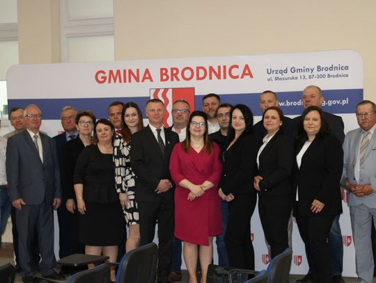 Wręczenie zaświadczeń o wyborze na Wójta i Radnych Rady Gminy Brodnica