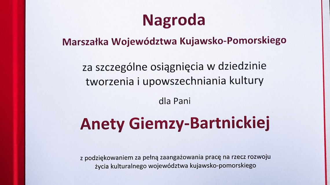 Aneta Giemza-Bartnicka z Nagrodą Marszałka