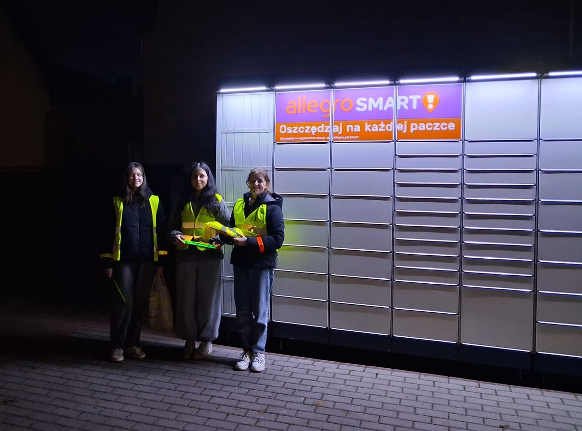 Dbajmy o bezpieczeństwo na drodze Dbajmy o bezpieczeństwo na drodze