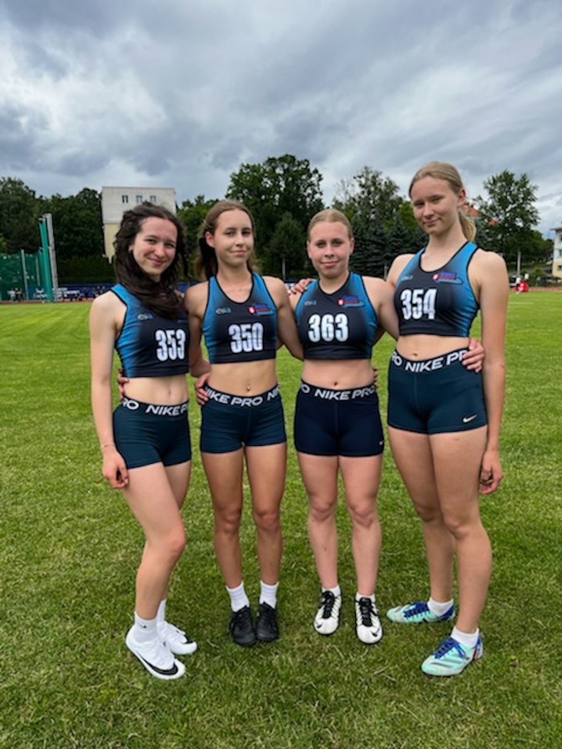 Lekkoatletyka. Rekordy życiowe i medale