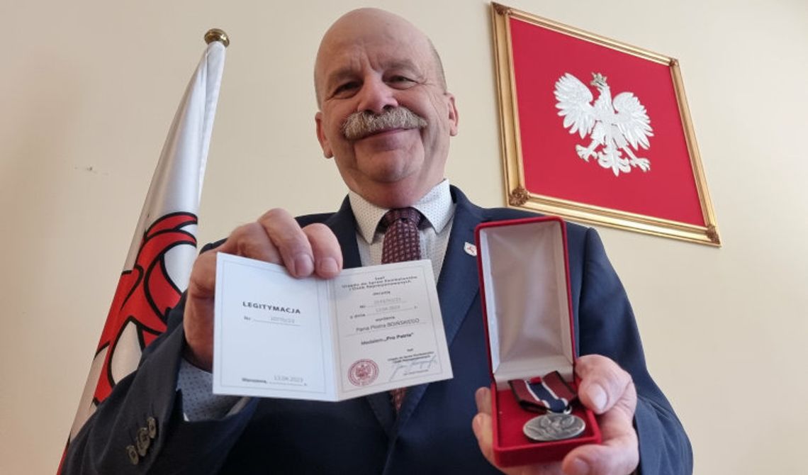 Medale „Pro Patria” dla starosty i dyrektora