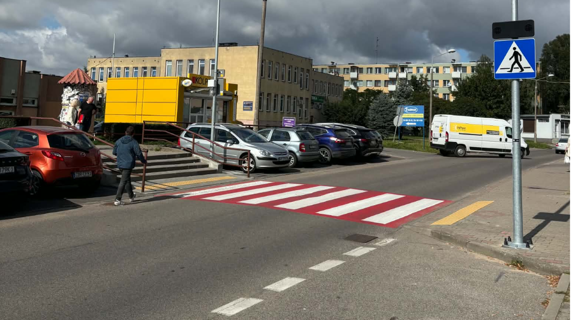 Nowe oświetlenie i bezpieczne przejście dla pieszych Nowe oświetlenie i bezpieczne przejście dla pieszych