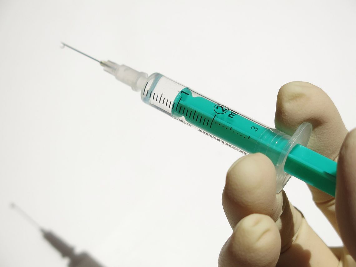 Oszustwa metodą „na szczepionkę”
