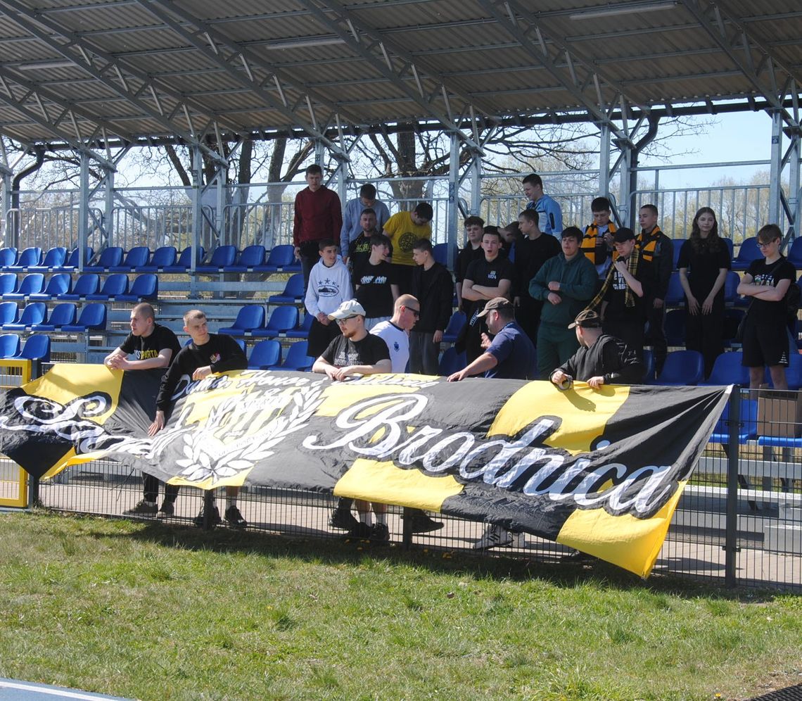 Porażka na inaugurację Porażka na inaugurację