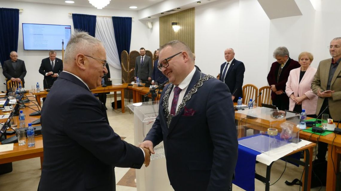Radni wybrali nowy Zarząd Powiatu Radni wybrali nowy Zarząd Powiatu