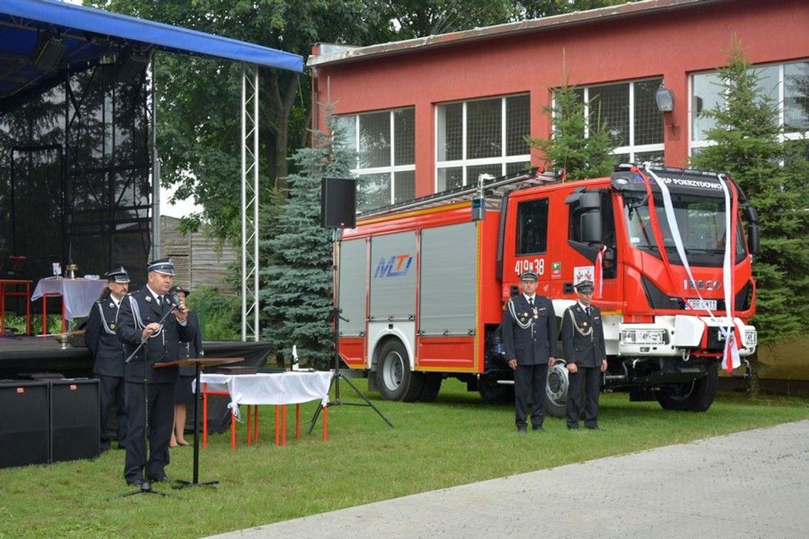 Samochody dla strażaków. Jeden trafił do remizy w Pokrzydowie