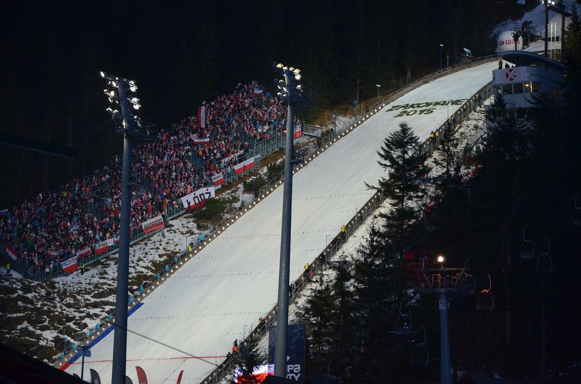 Sport sprzed telewizora. Skoczek bez głowy