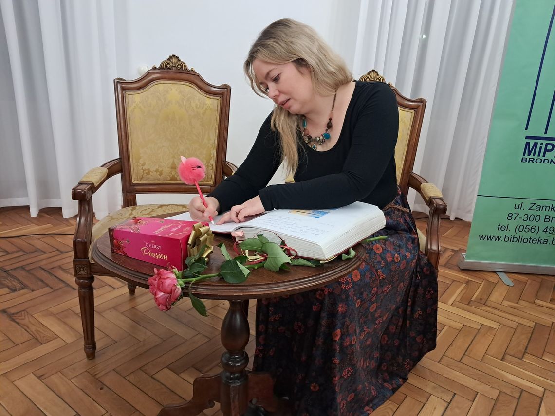 Spotkanie z autorką powieści obyczajowych