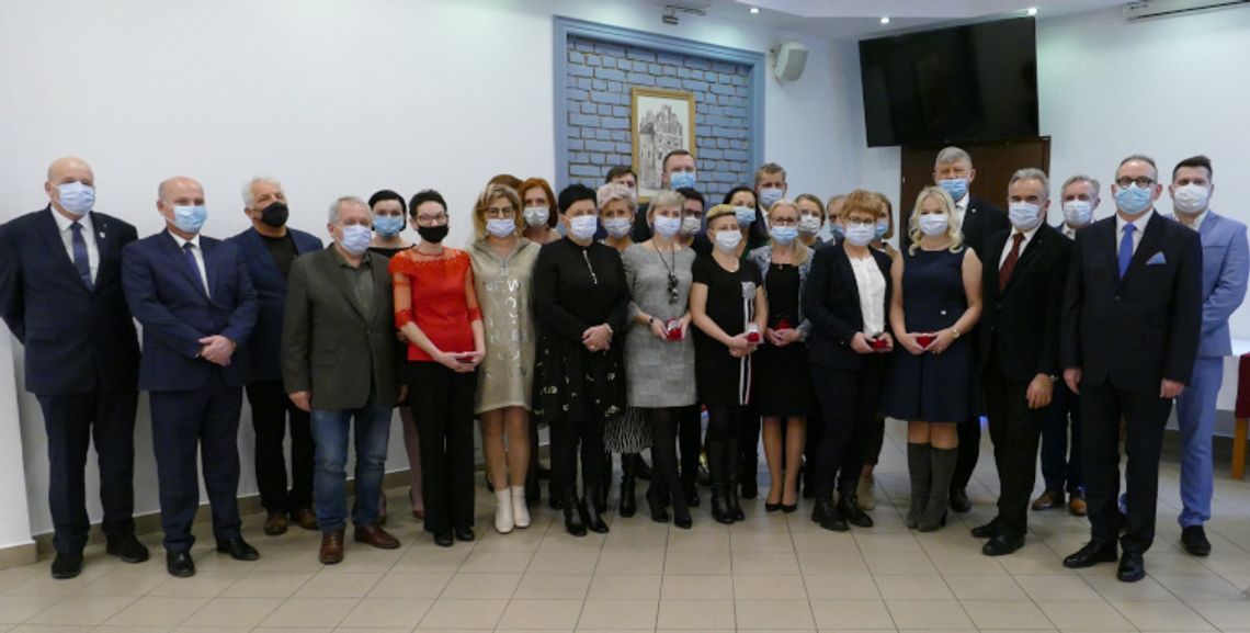 Uhonorowani za zasługi dla ochrony zdrowia