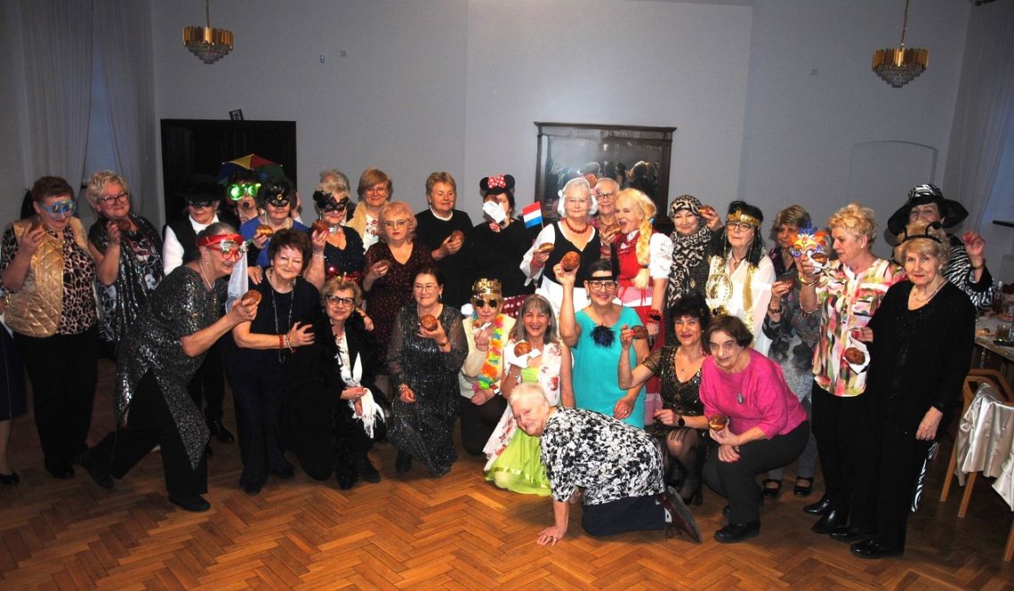 W „Tłusty Czwartek”. Korowód wyjątkowych postaci W „Tłusty Czwartek”. Korowód wyjątkowych postaci