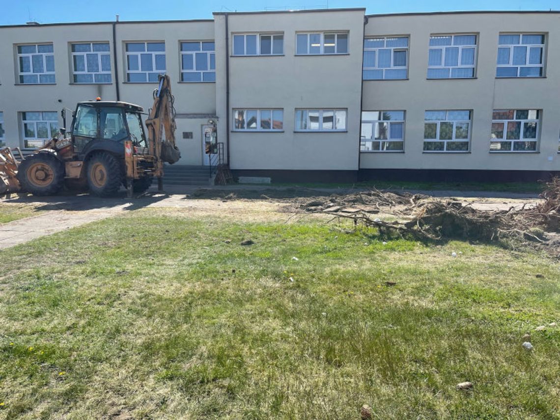 Wokół szkoły będzie estetycznie i funkcjonalnie