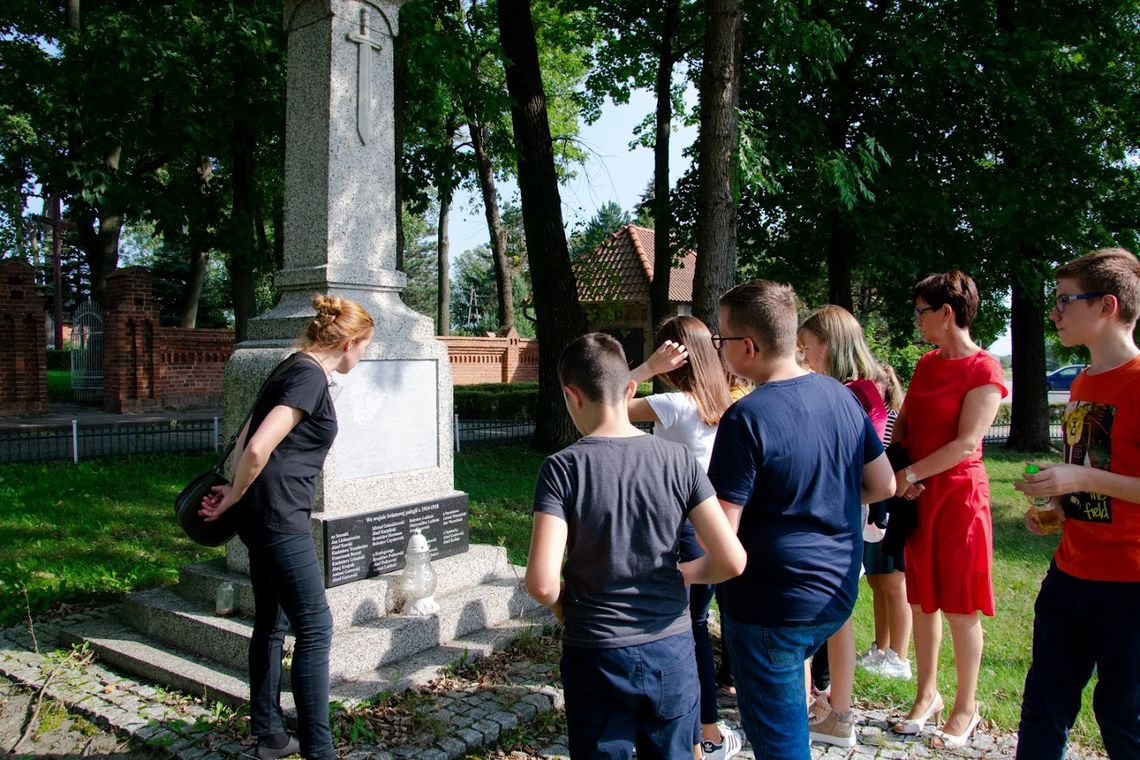 "Wracamy do normalności, patrząc w przeszłość"