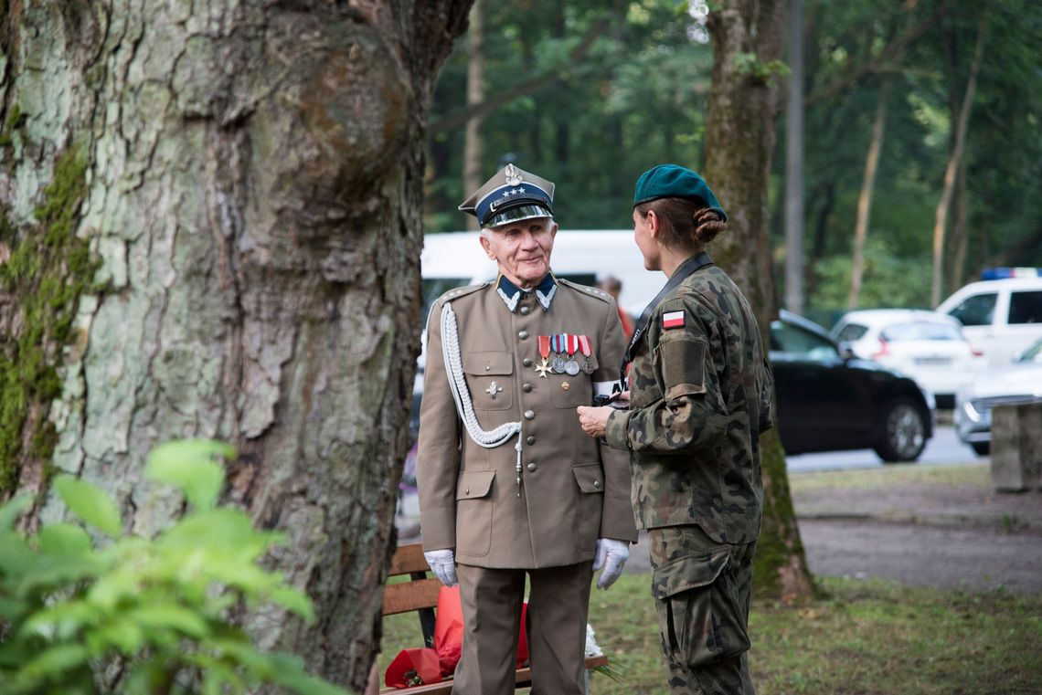 Zdjął swój krzyż „Virtuti Militari” i zawiesił w kaplicy